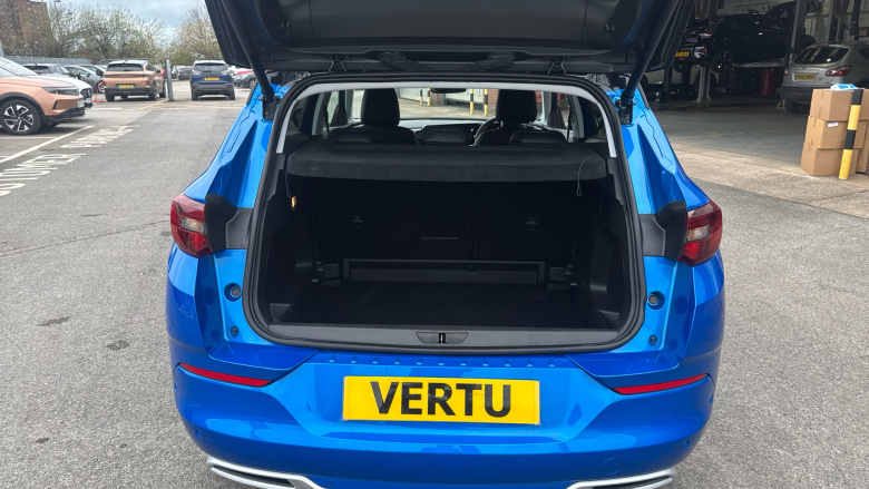 Vauxhall Grandland 1.2 Turbo Ultimate 5dr Auto Petrol Hatchback